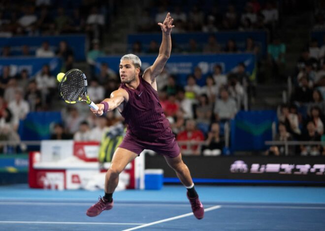 Carlos Alcaraz dispels injury fears to reach Tokyo quarterfinals