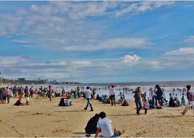 BMC To Deploy 137 Lifeguards Across Mumbai Beaches; Private Agency Tender Floated For 3-Year Contract