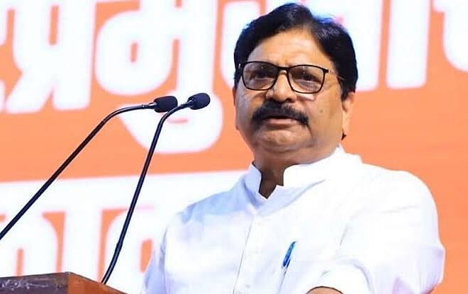 Shiv Sena MP Ravindra Waikar Directs Upgrades At Mumbai’s HBT Trauma And Cooper Hospitals, Urges Early Opening Of Siddharth And Oshiwara Hospitals