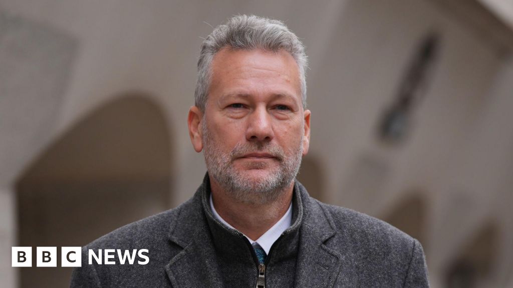 Ex-Reform politician admits Russia-linked bribery charges