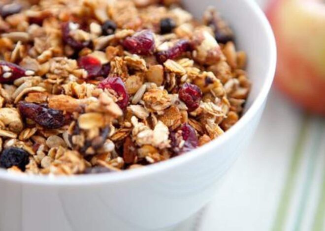 5-minute breakfasts: Nut and honey muesli