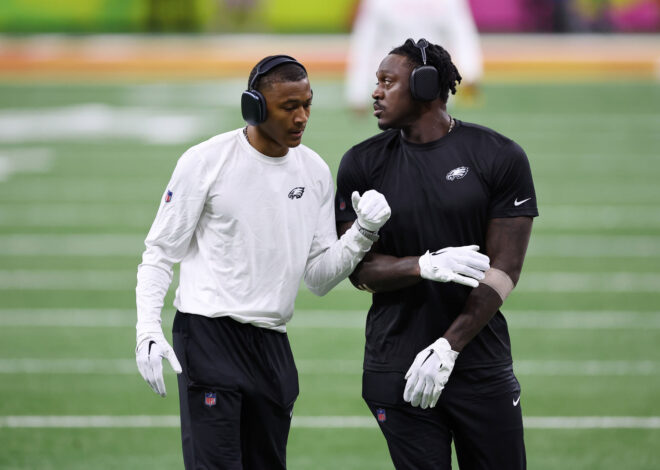 “I certainly feel the same way”: DeVonta Smith backs A.J. Brown for expressing frustration about his limited role