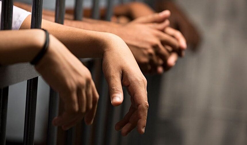 Mumbai Crime: RCF And Tilak Nagar Police Bust Illegal Prostitution Racket At Chembur Bar; Manager, Owner And Customer Arrested