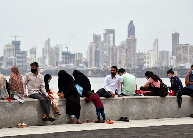 Mumbai Weather Update: City Wakes Up To Cloudy Skies, Light To Moderate Rains Predicted; Thane & Palghar Under Yellow Alert