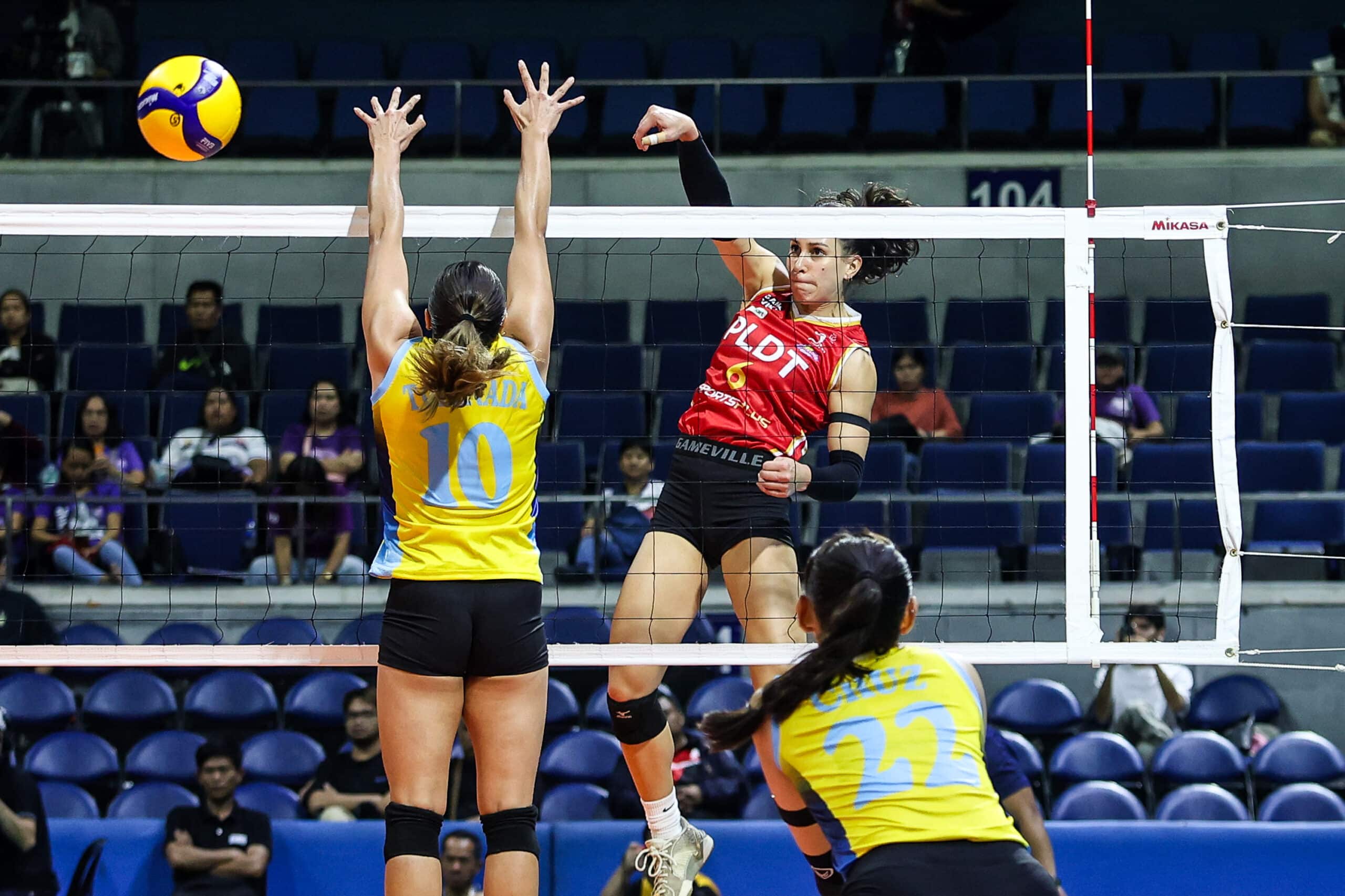 PVL: PLDT off to rousing start after sweep of Capital