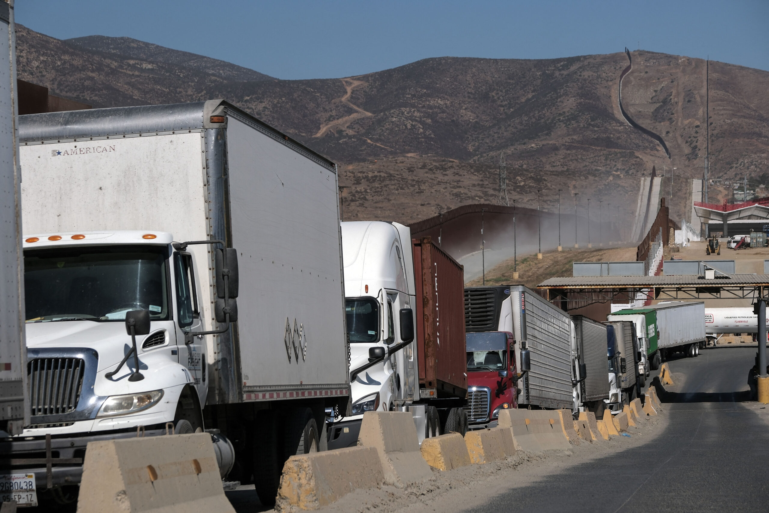 Trump says 25% tariffs on heavy trucks to start Nov 1
