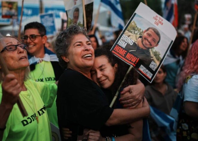‘Welcome back’: Netanyahu’s handwritten note to freed Israeli hostages