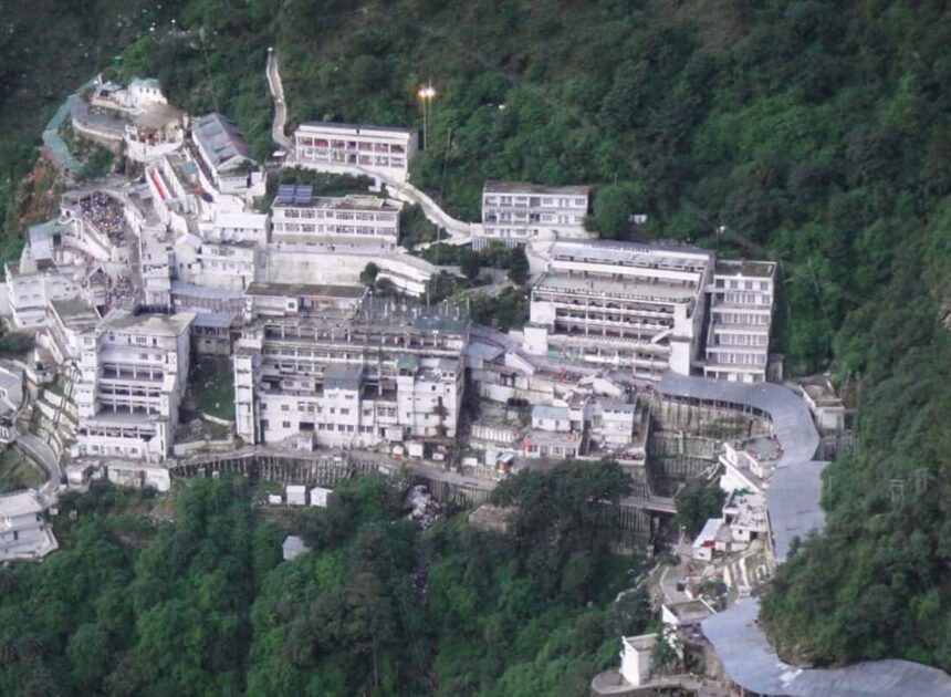 Bad weather forces Vaishno Devi Yatra to remain suspended
